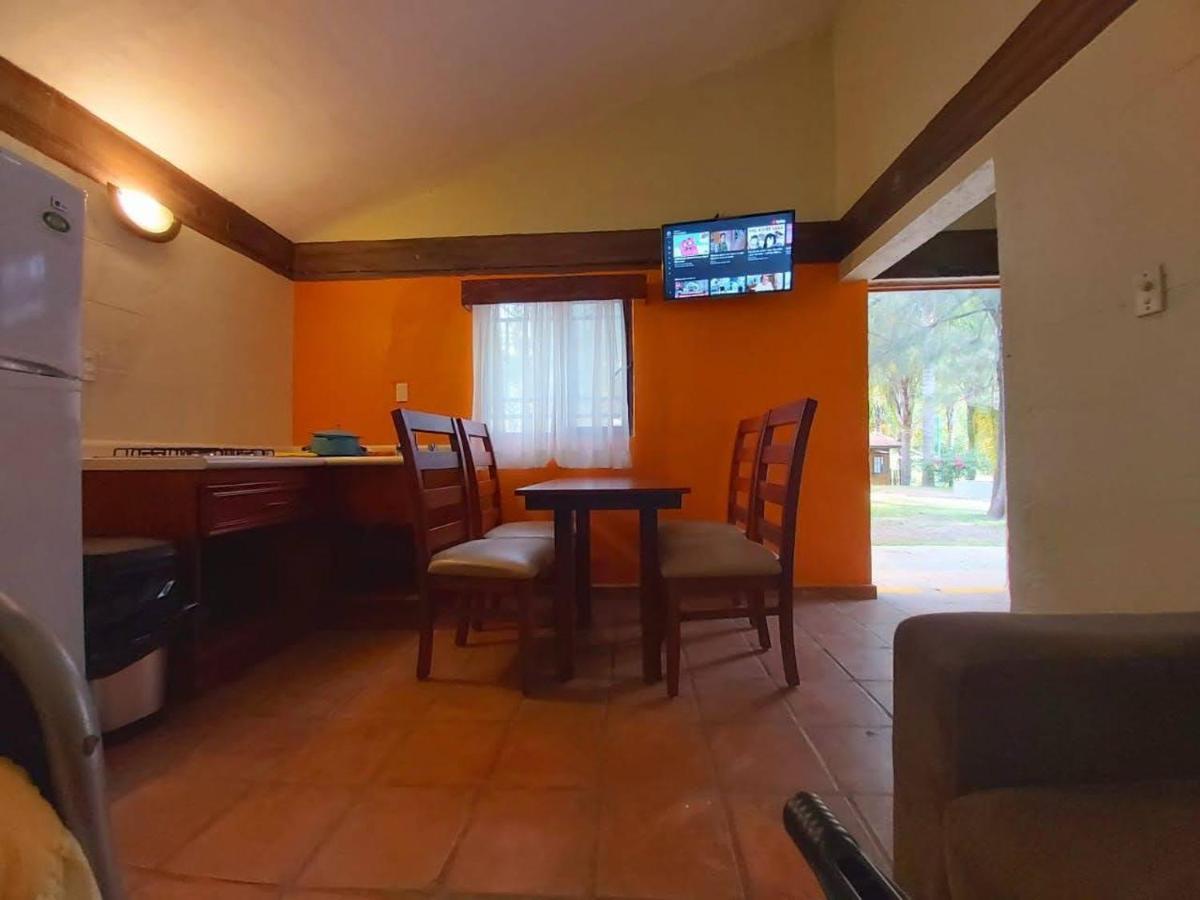 Parque Girasoles Balneario & Cabanas San Francisco Del Rincon Exterior photo